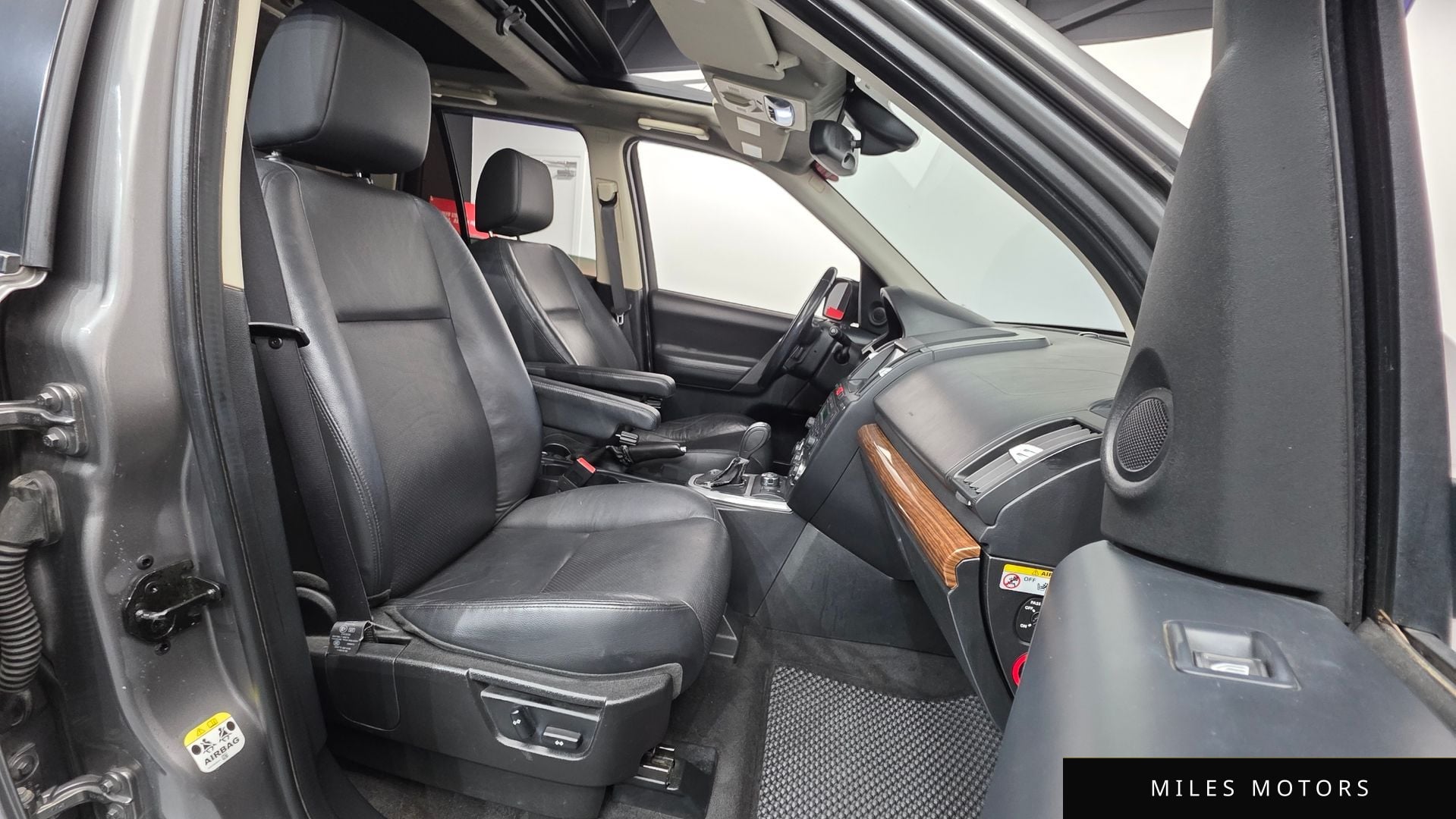 Land Rover Freelander 2010 — миниатюра 10