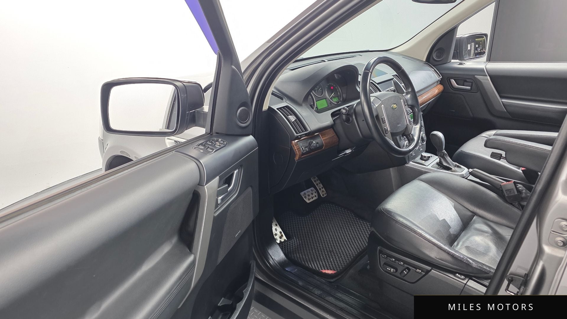 Land Rover Freelander 2010 — миниатюра 12