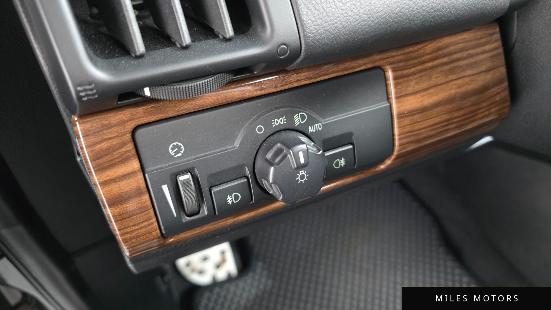 Land Rover Freelander 2010 — миниатюра 13