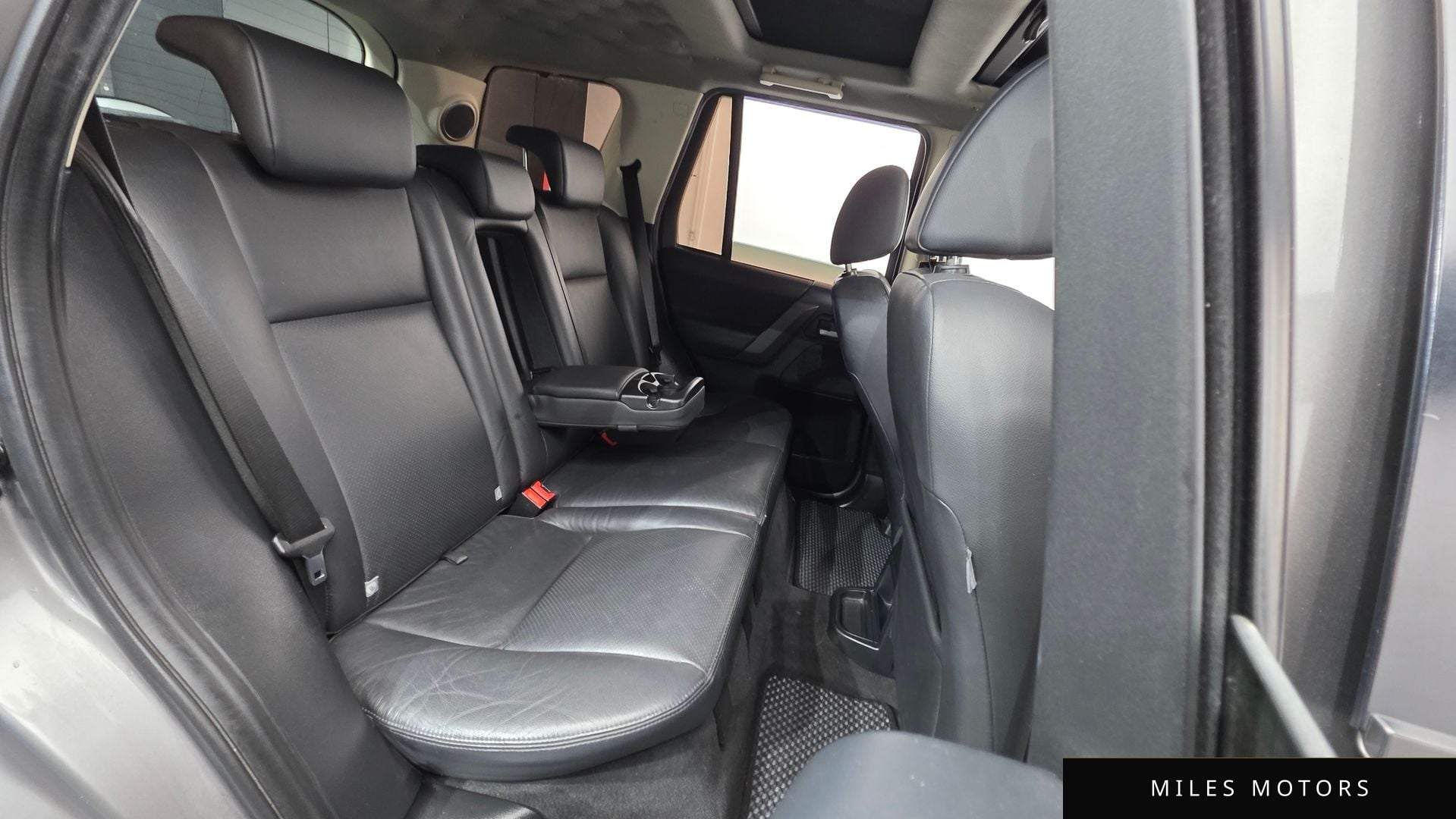 Land Rover Freelander 2010 — миниатюра 19
