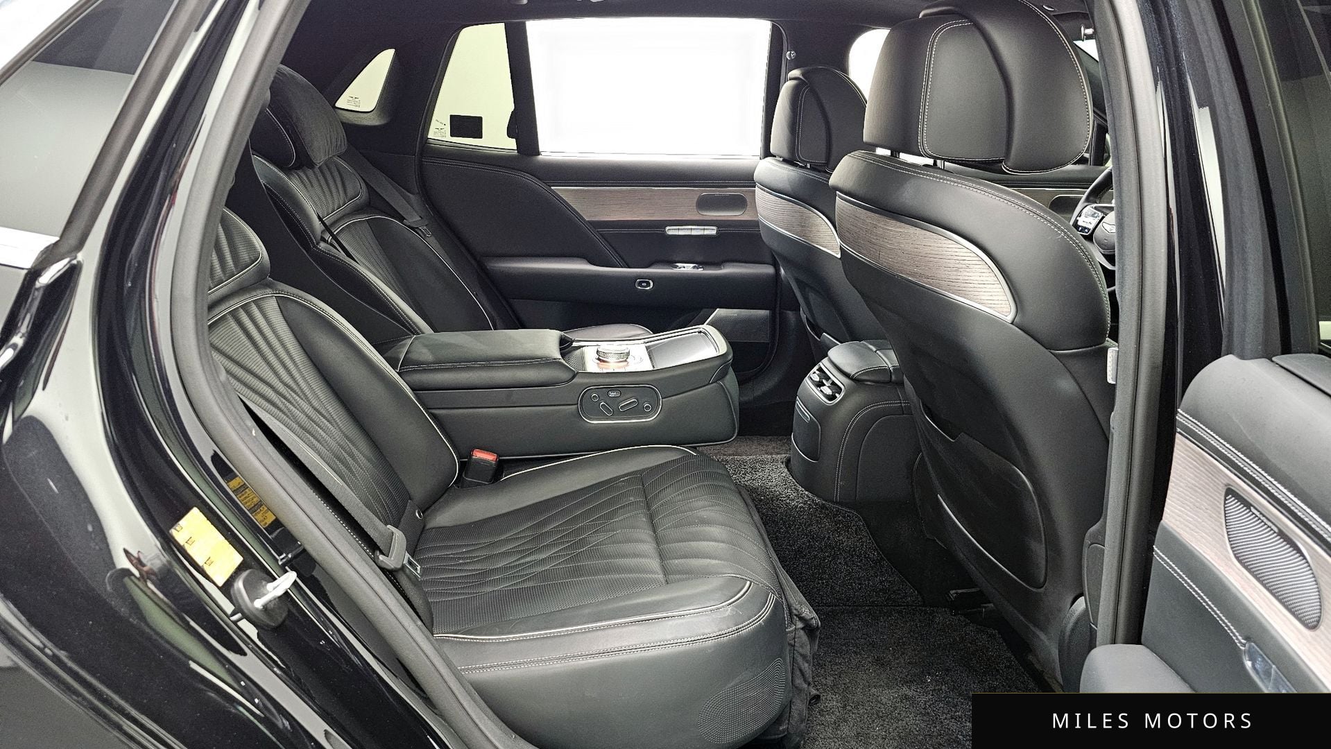 Genesis G90 (RS4) 2023 — миниатюра 12