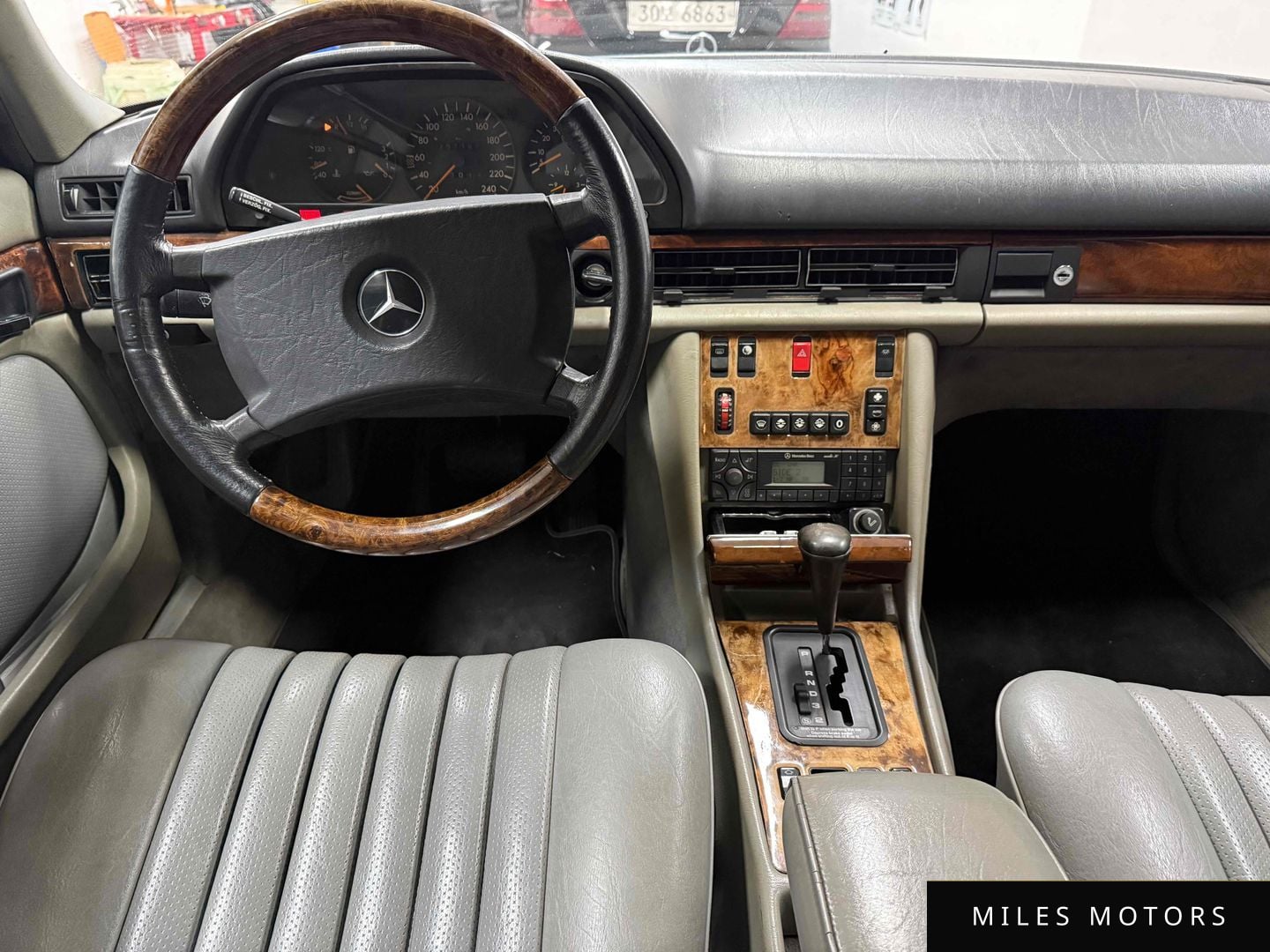 Mercedes-Benz SEL/SEC 1990 — миниатюра 9