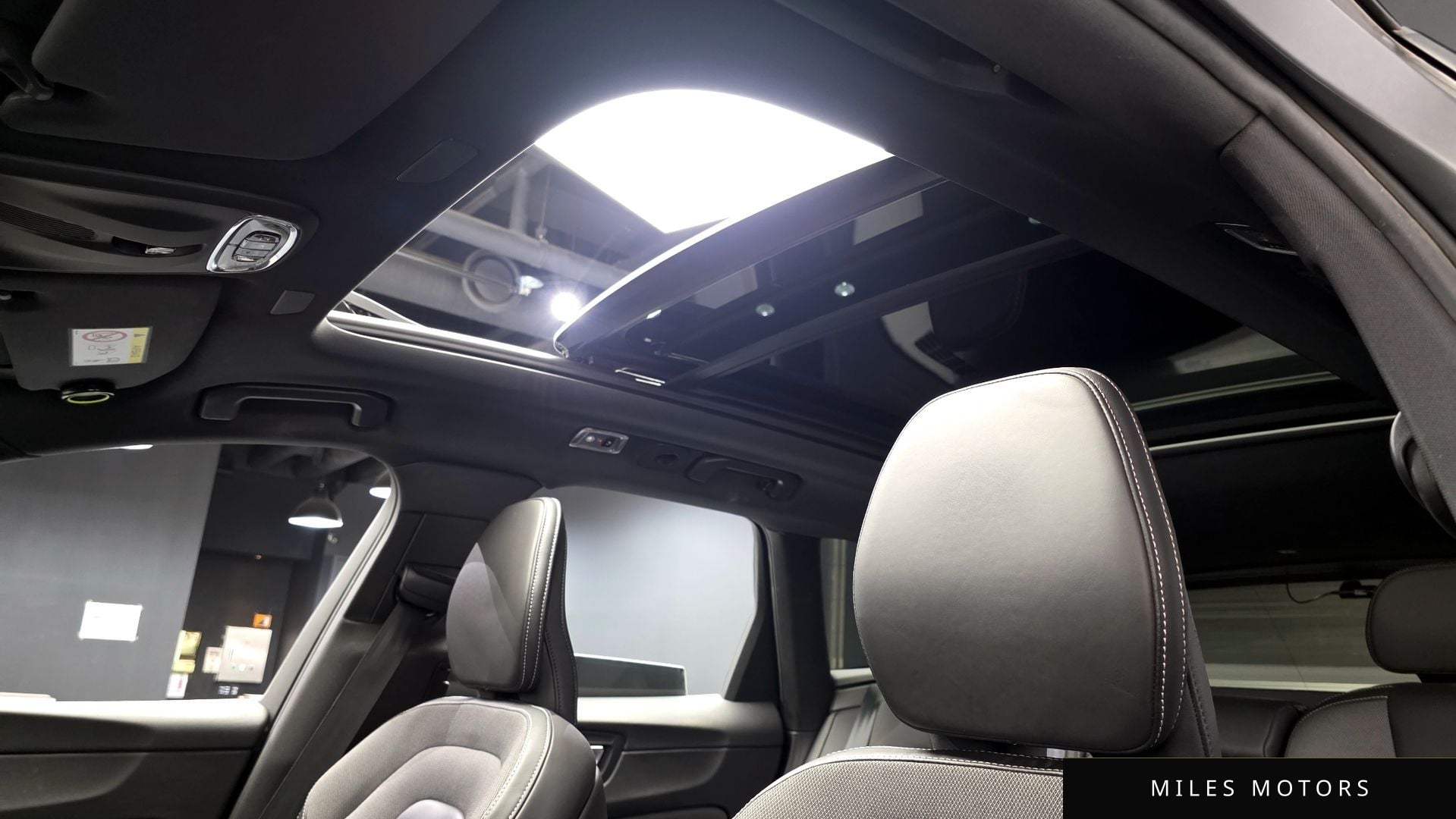 Volvo XC60 2021 — миниатюра 19