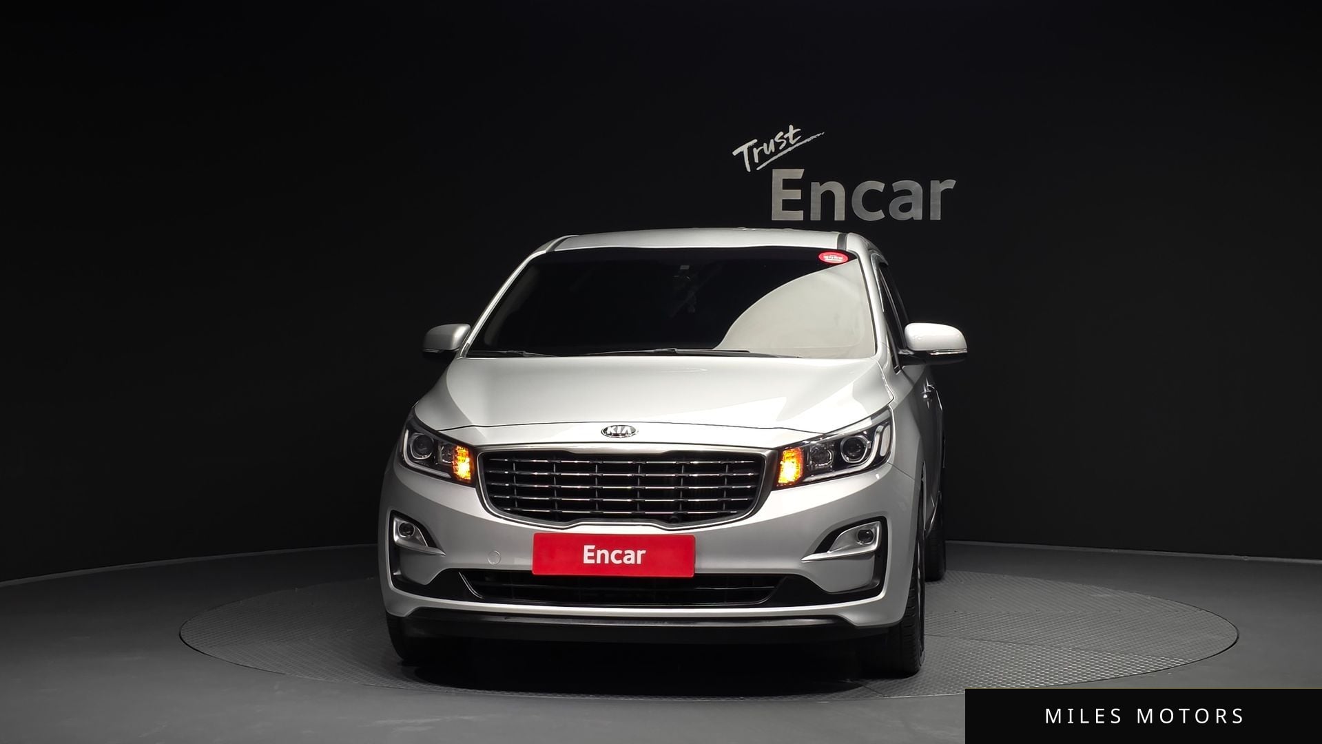 Kia Canival 2020 — миниатюра 3