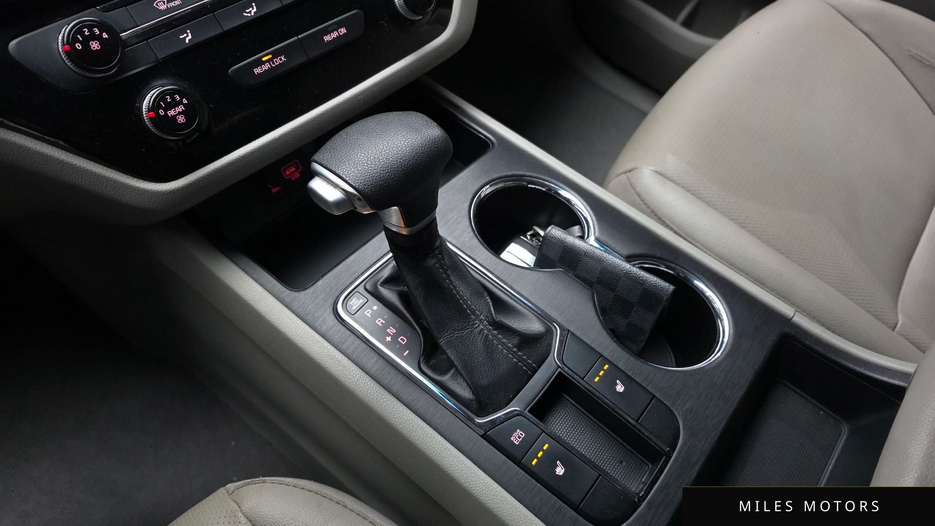 Kia Canival 2020 — миниатюра 9