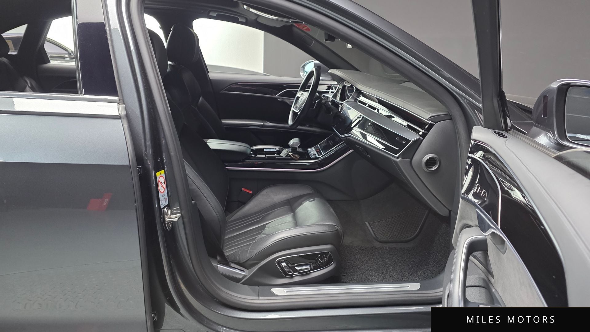 Audi A8 (D5) 2021 — миниатюра 11