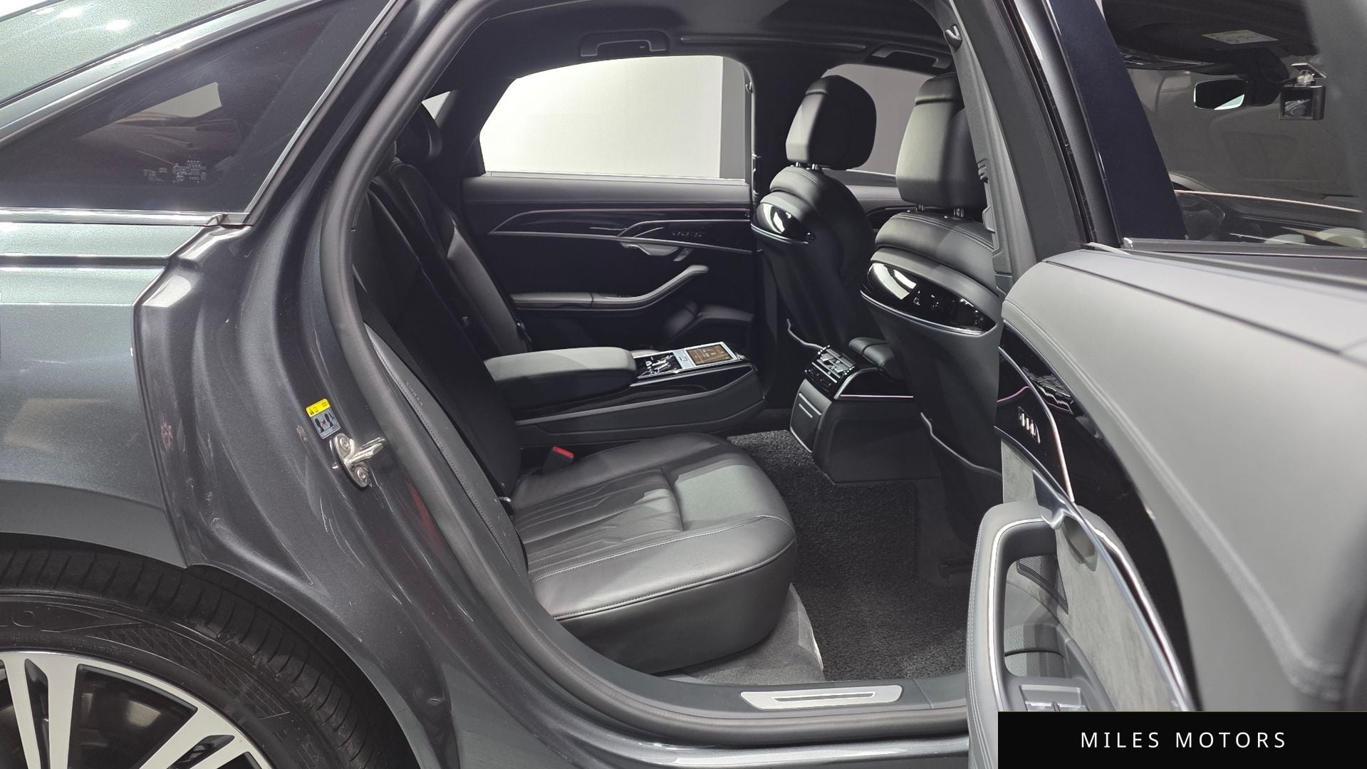 Audi A8 (D5) 2021 — миниатюра 12