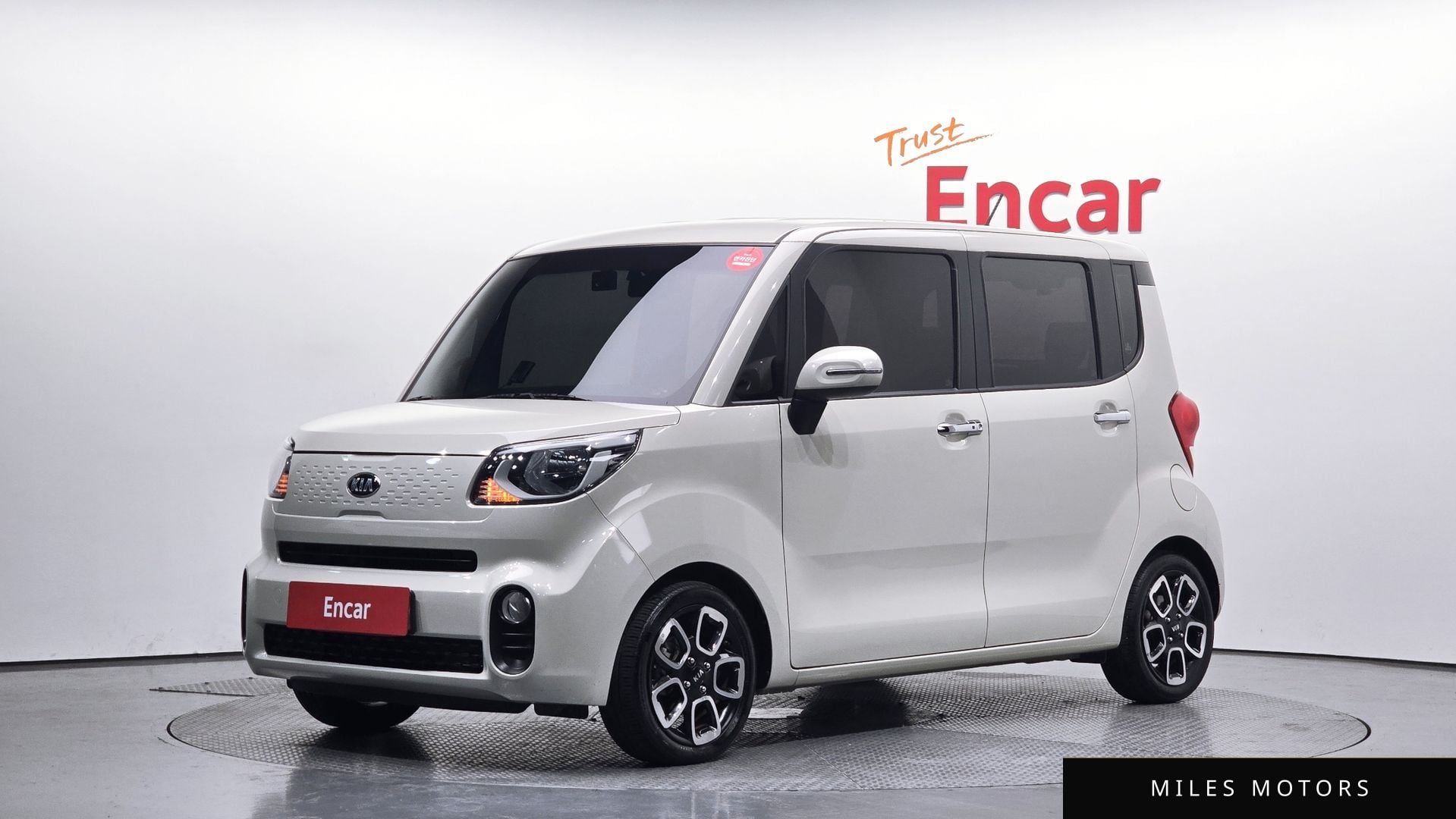Kia RAY 2018 — фото 1 из 12