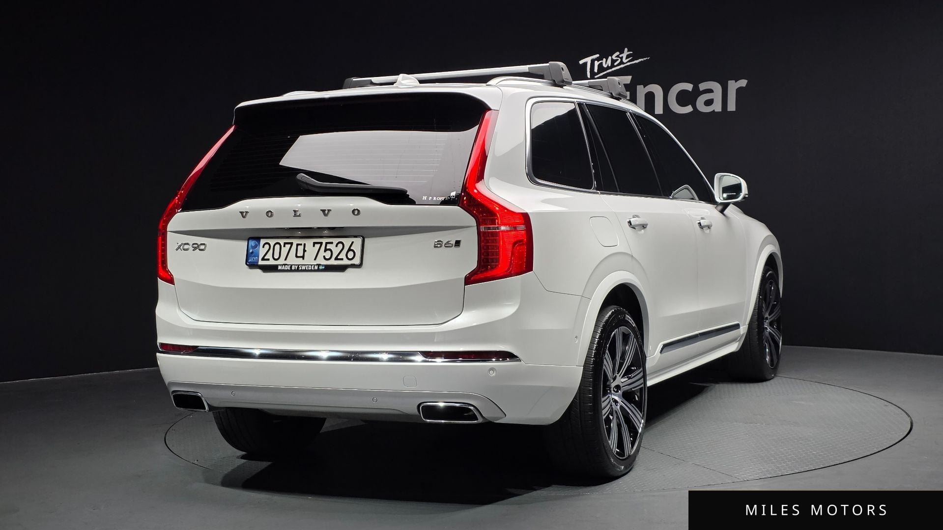 Volvo XC90 2021 — миниатюра 2