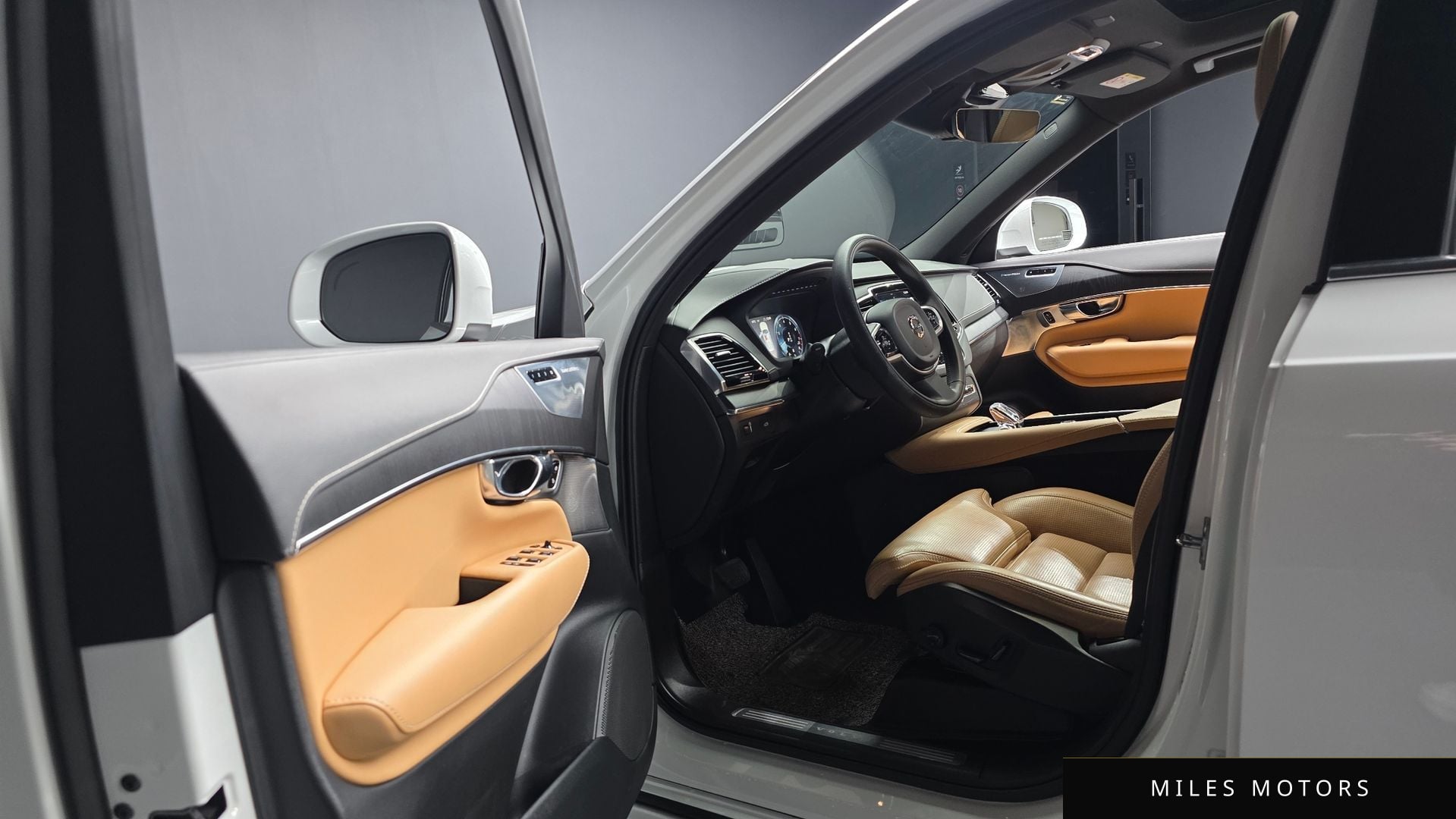 Volvo XC90 2021 — миниатюра 10