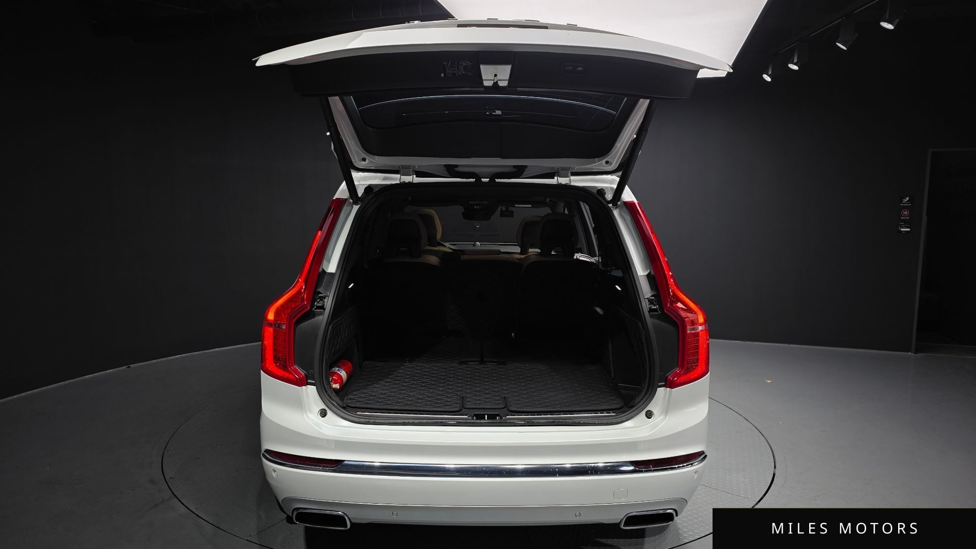 Volvo XC90 2021 — миниатюра 20