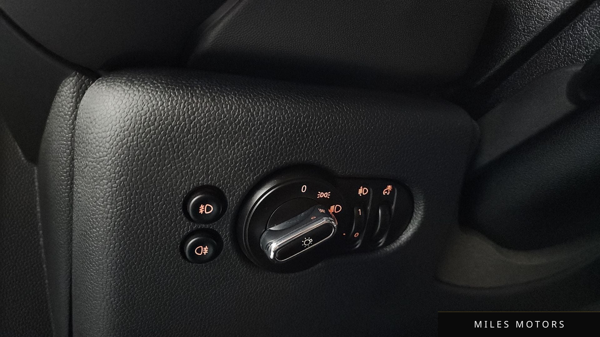 MINI 쿠퍼 2015 — миниатюра 14