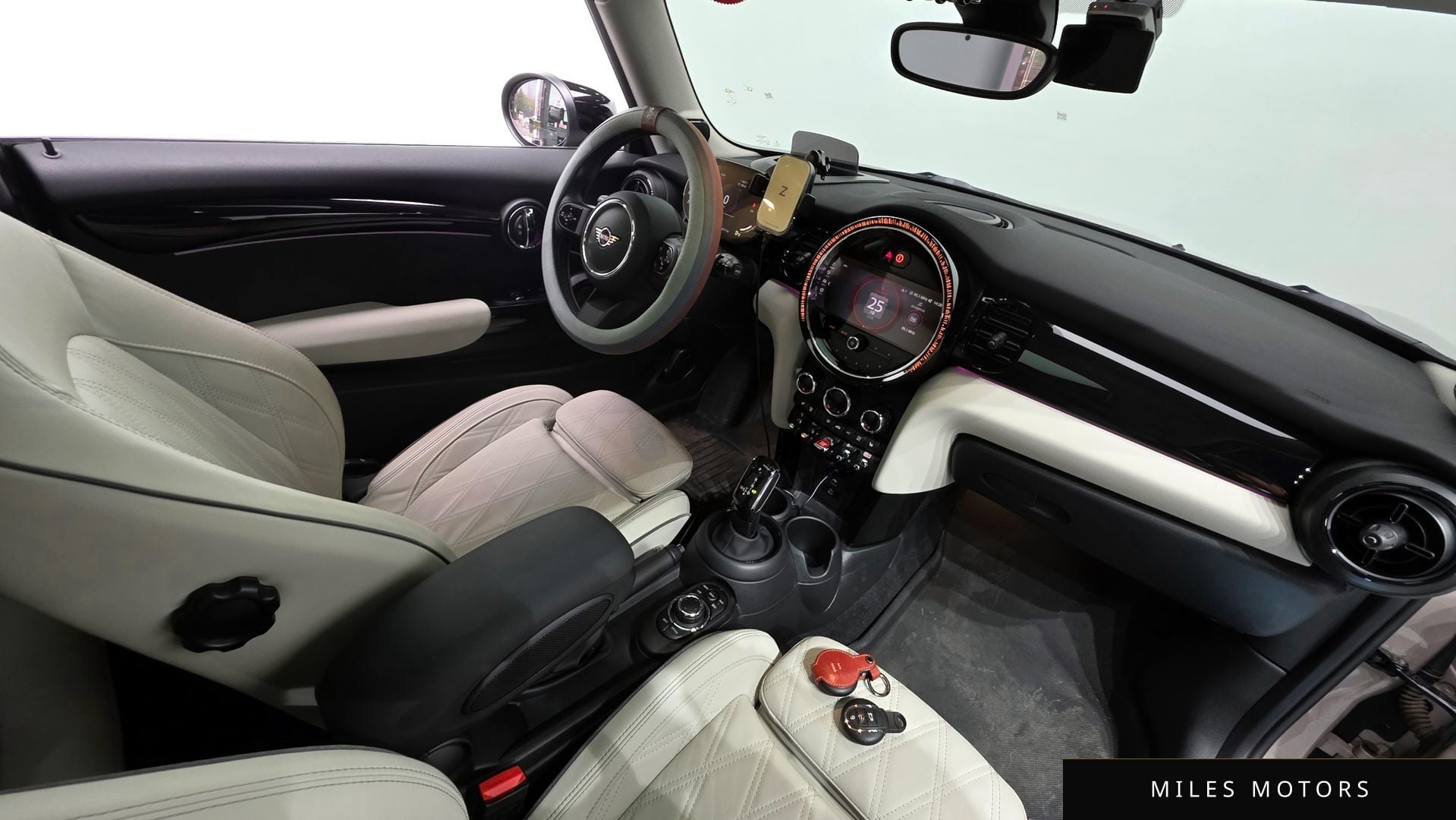 MINI Cooper S 2023 — миниатюра 7