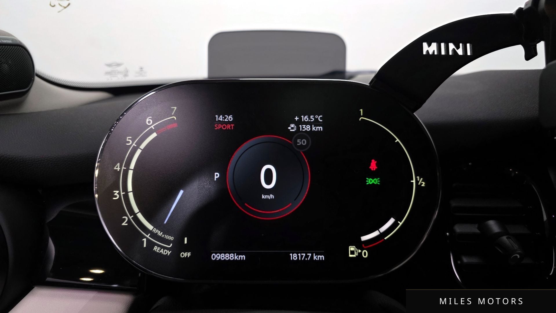 MINI Cooper S 2023 — миниатюра 8