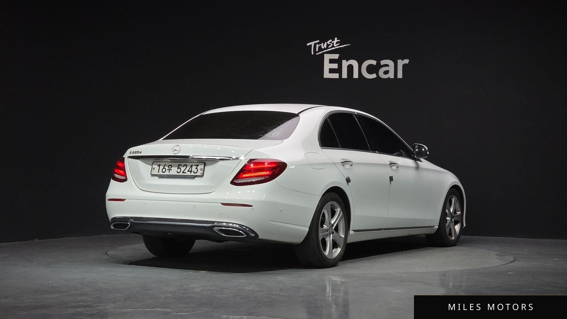 Mercedes-Benz E-Class W213 2017 — миниатюра 2