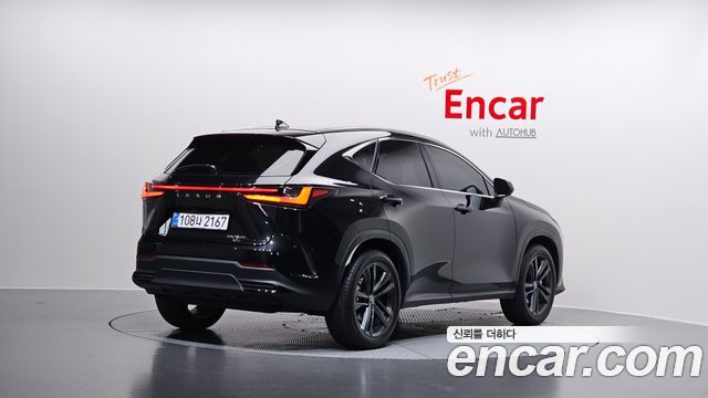 Лексус NX350h 2025 — миниатюра 2
