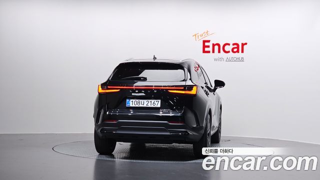 Лексус NX350h 2025 — миниатюра 4