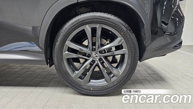 Лексус NX350h 2025 — миниатюра 5