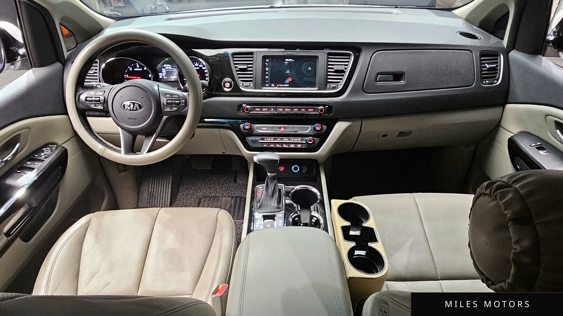 Kia Canival 2019 — миниатюра 7