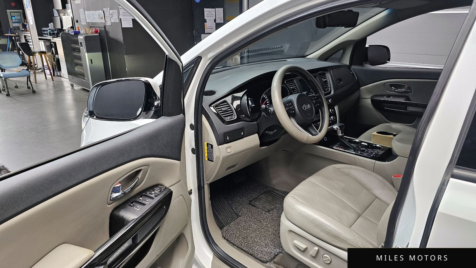Kia Canival 2019 — миниатюра 10