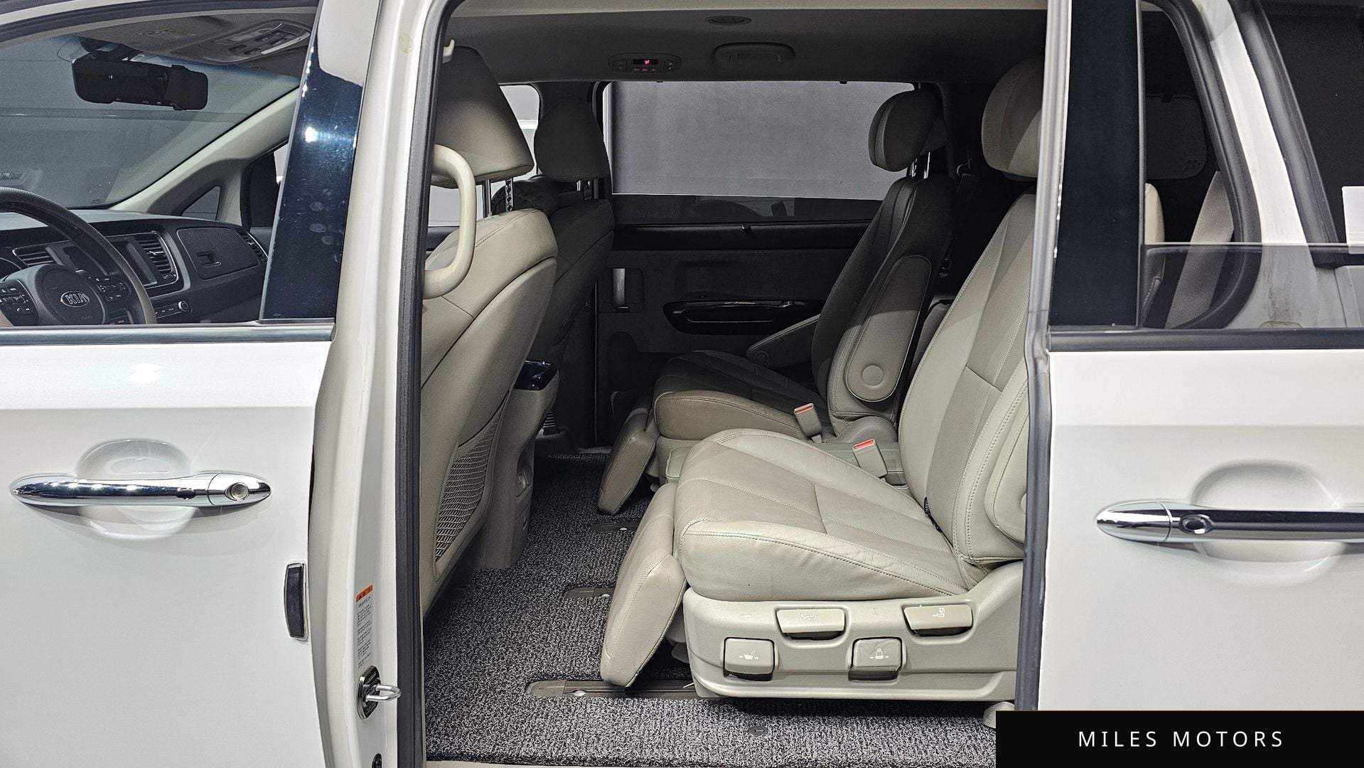 Kia Canival 2019 — миниатюра 12