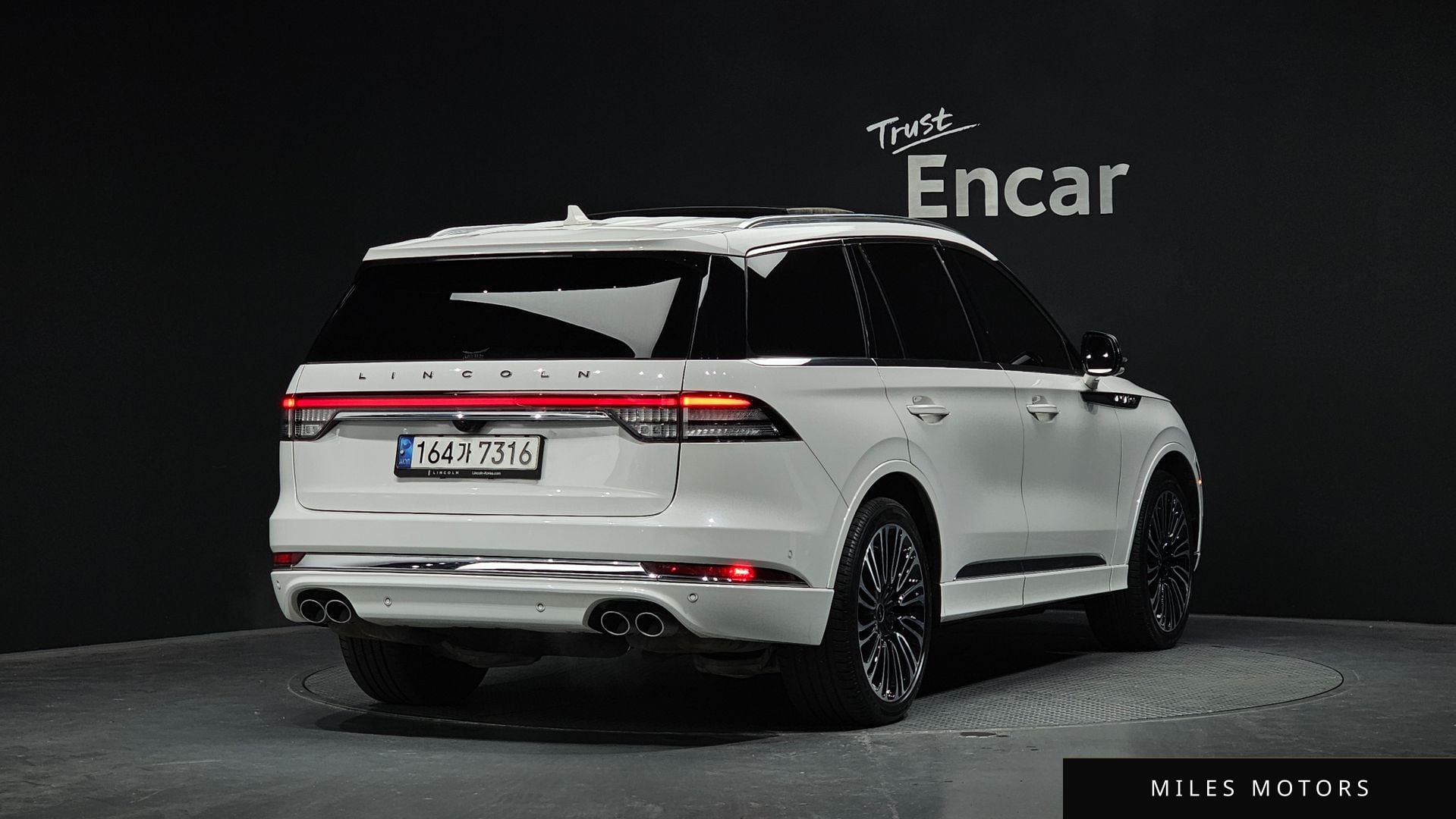 Lincoln Aviator 2021 — миниатюра 2
