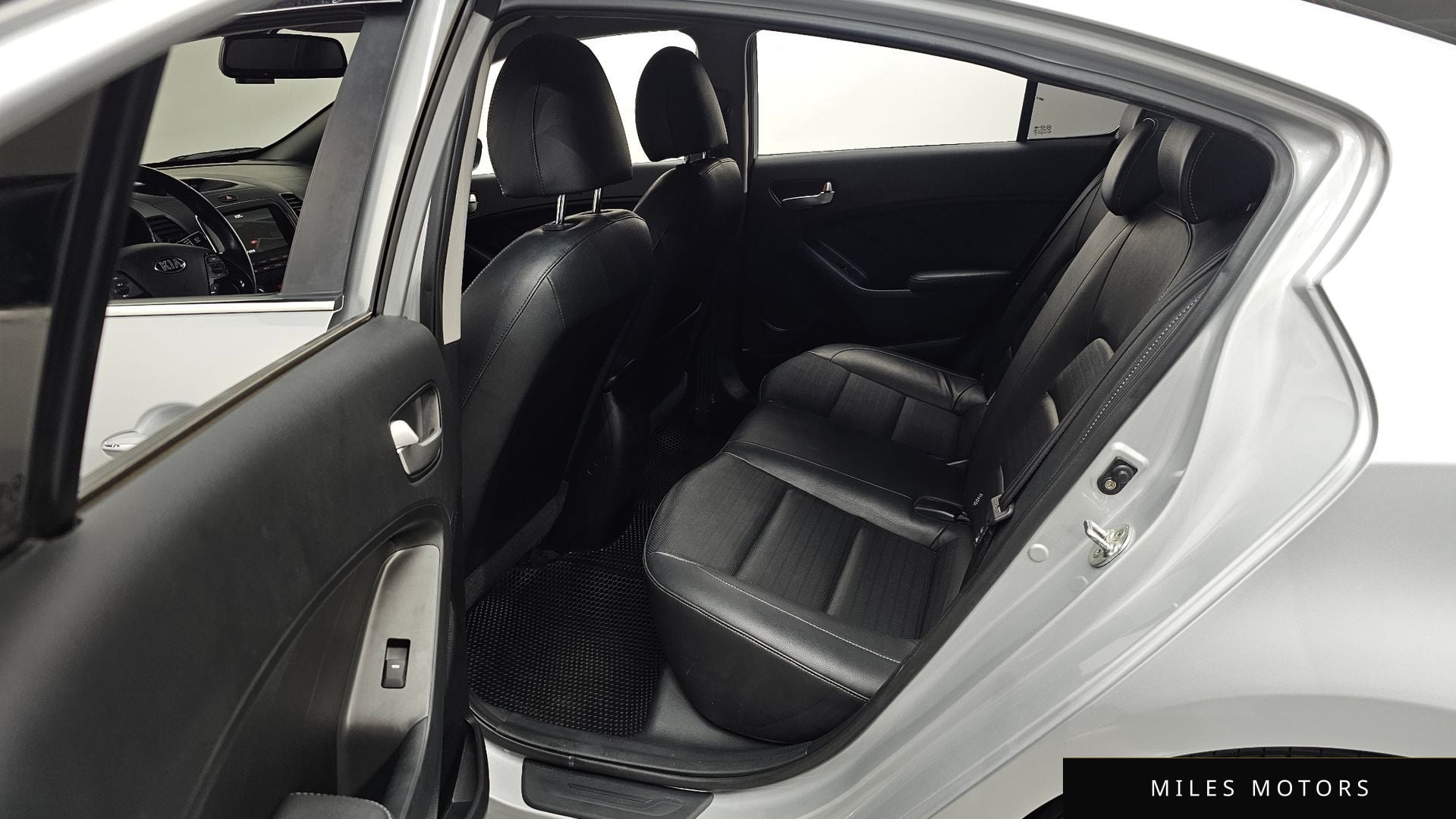 Kia K3 2016 — миниатюра 11