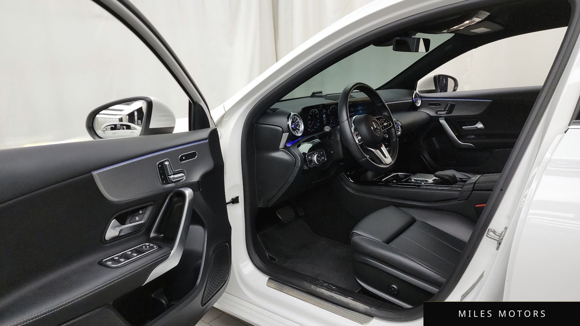 Mercedes-Benz A-Class W177 2023 — миниатюра 10