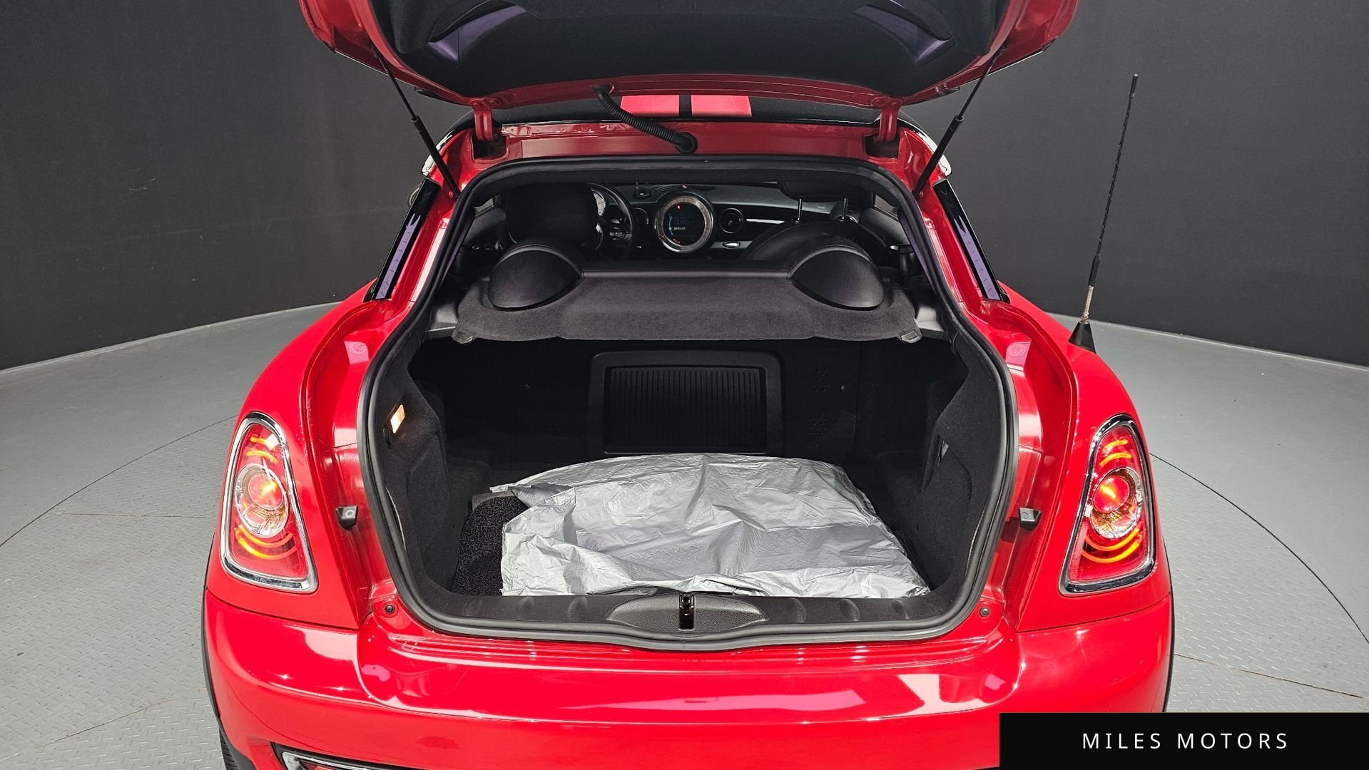 MINI 쿠퍼 SD 쿠페 2013 — миниатюра 20