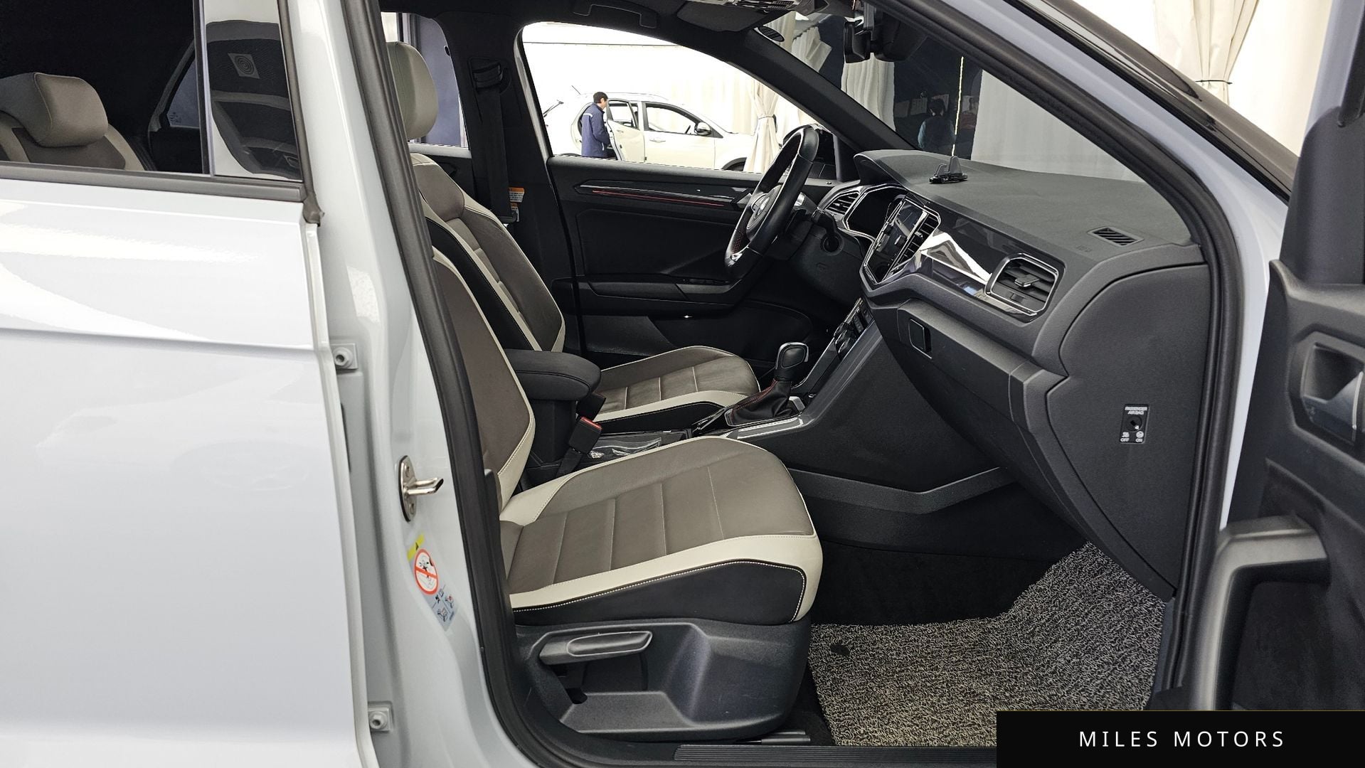 Volkswagen T-Roc 2022 — миниатюра 11