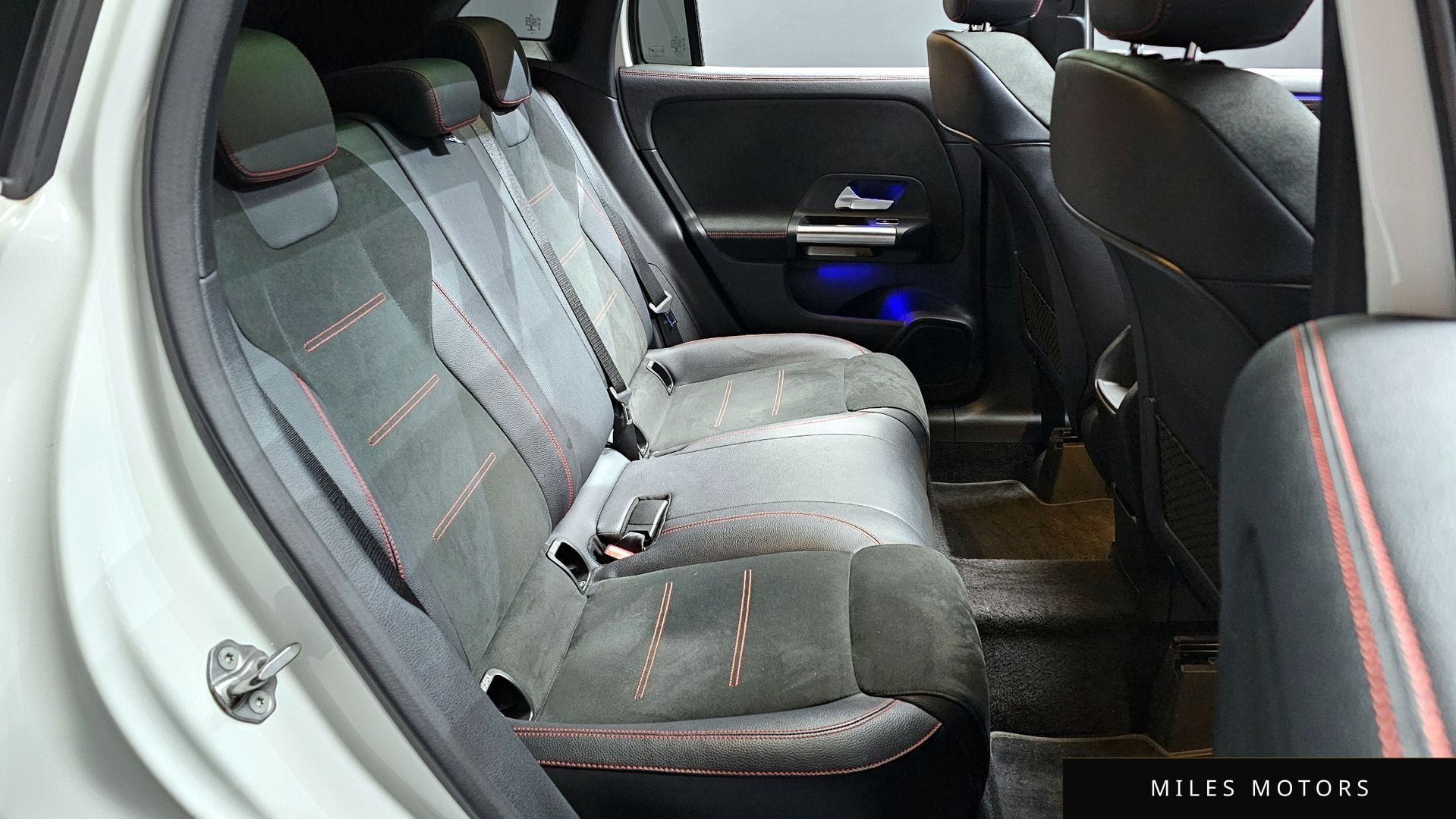 Mercedes-Benz GLA-Class H247 2020 — миниатюра 12