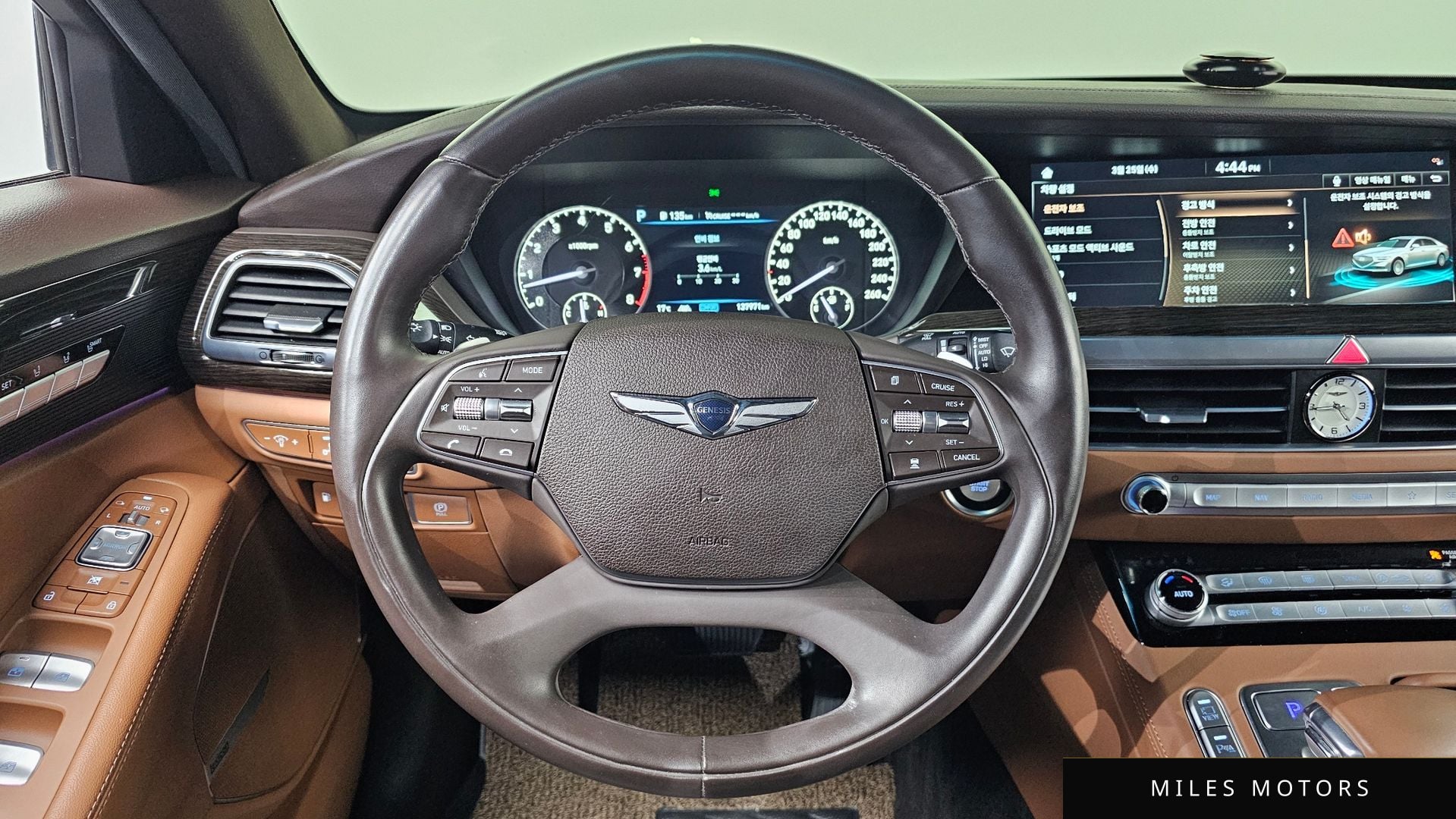 Genesis G90 2021 — миниатюра 14
