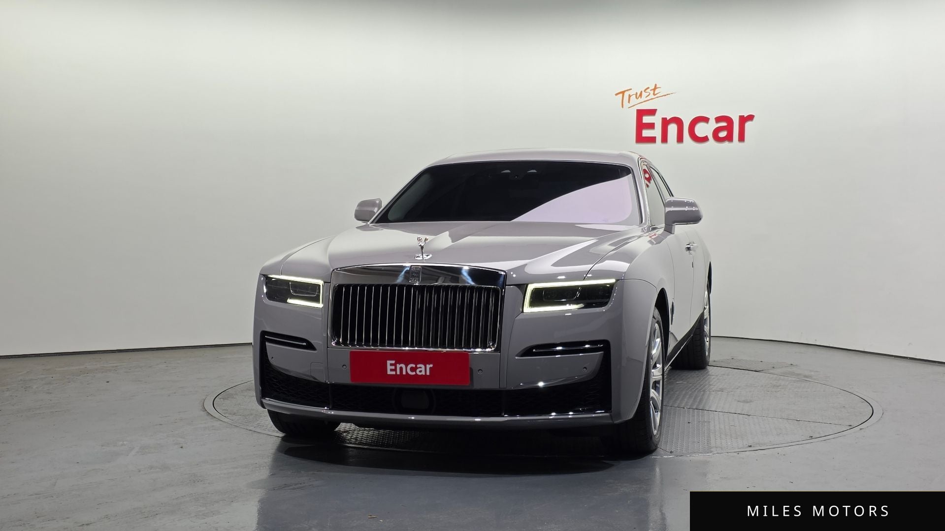 Rolls-Royce 고스트 2024 — миниатюра 3