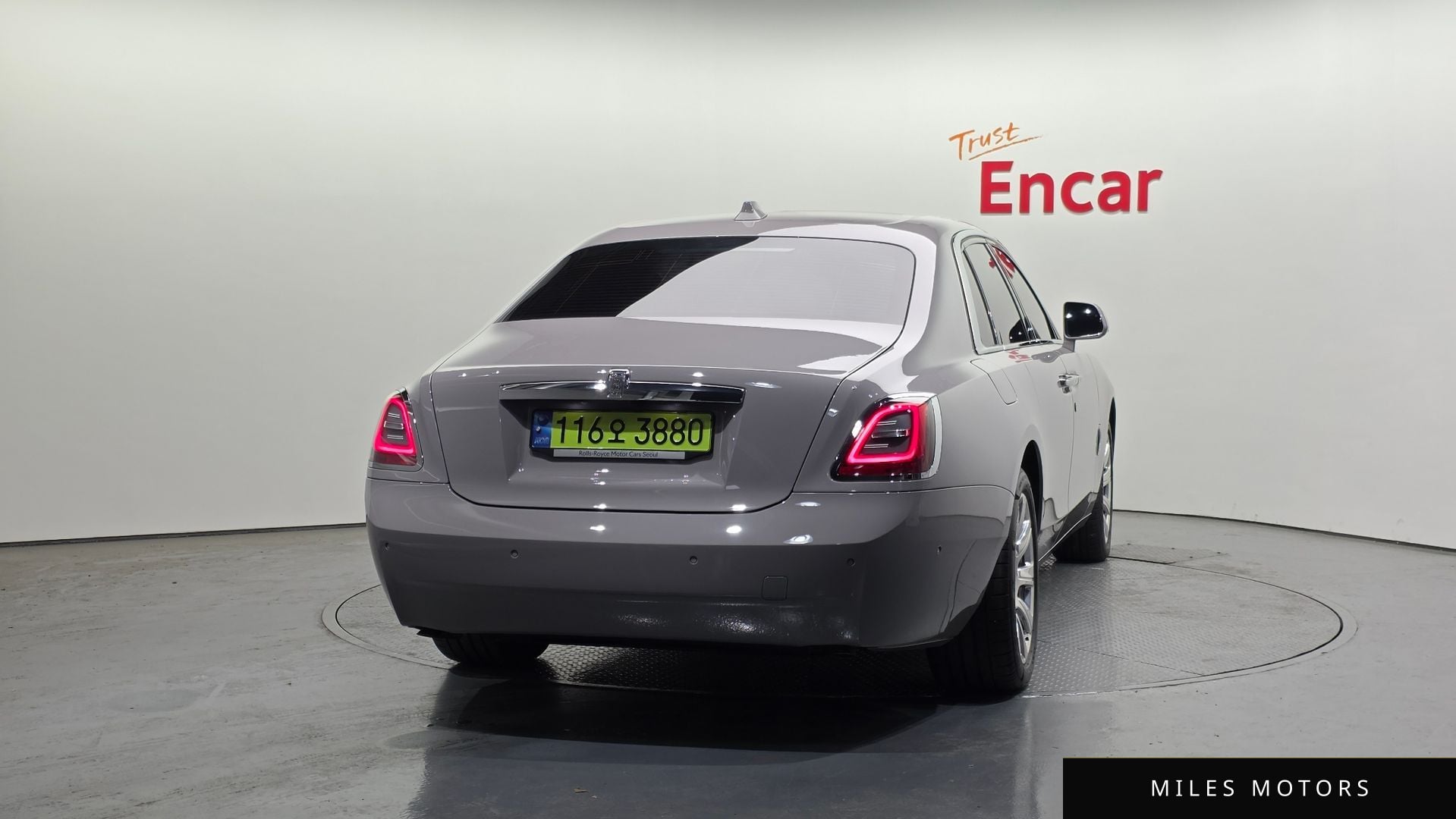 Rolls-Royce 고스트 2024 — миниатюра 4