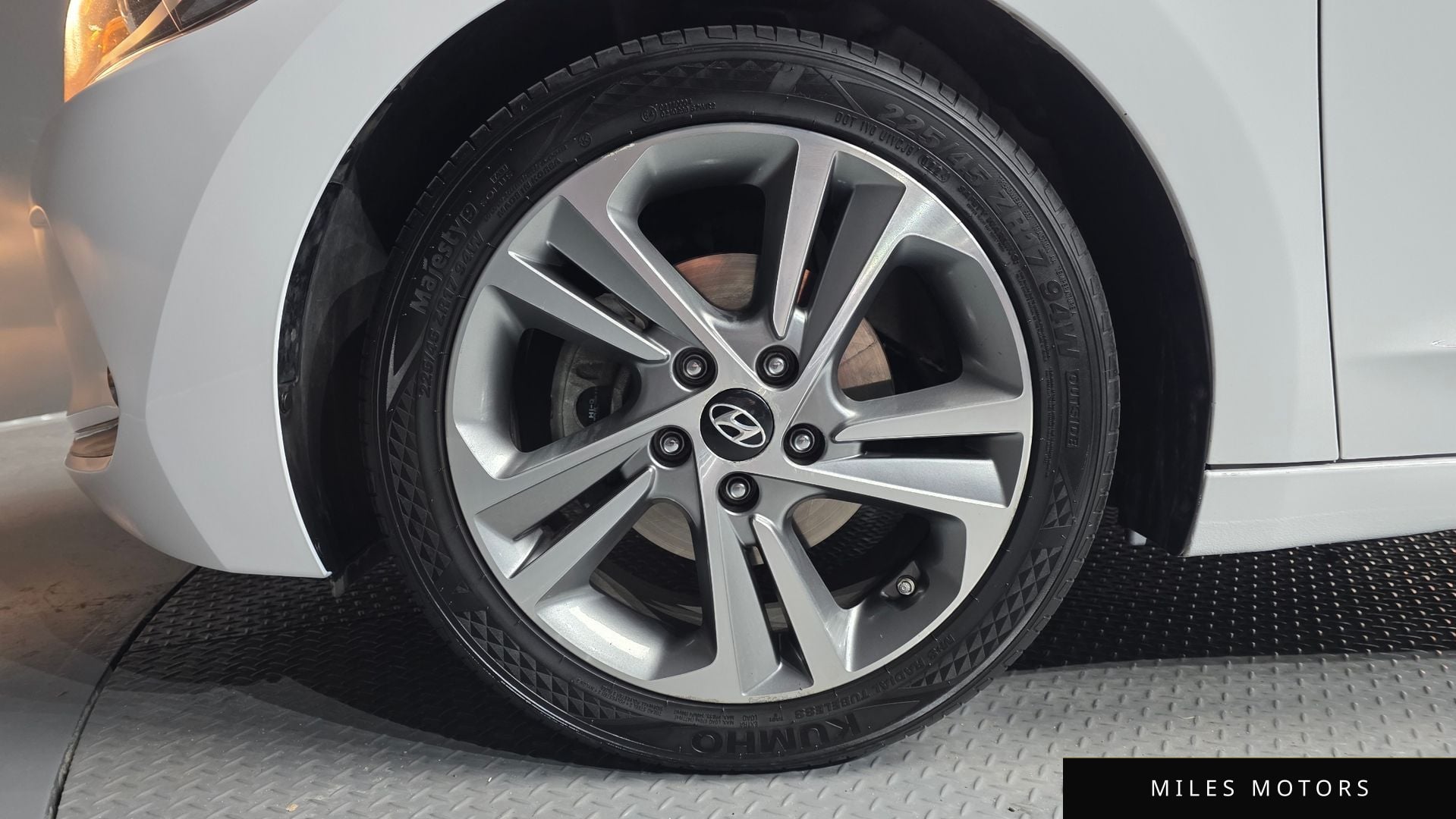 Hyundai AVANTE 2018 — миниатюра 5