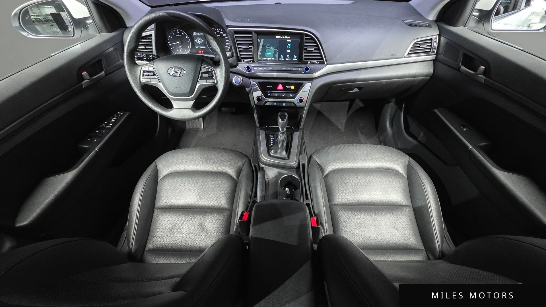 Hyundai AVANTE 2018 — миниатюра 7