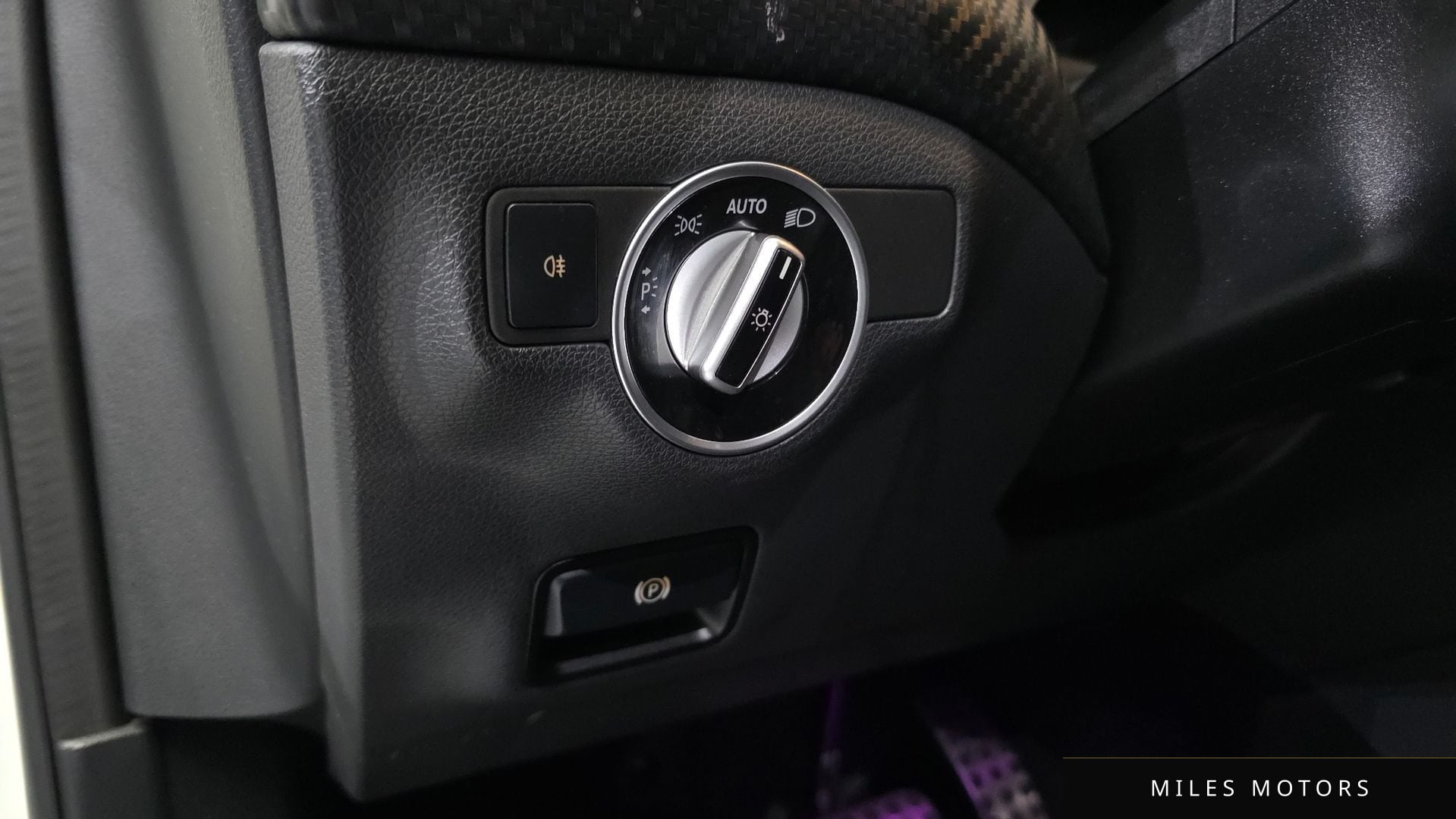 Mercedes-Benz A-클래스 W176 2015 — миниатюра 13