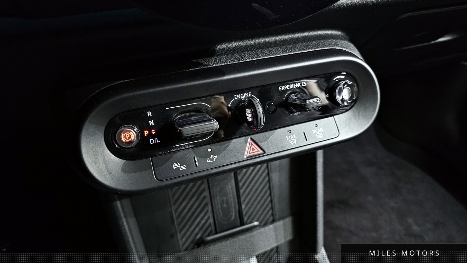 MINI 쿠퍼 C 2025 — миниатюра 9