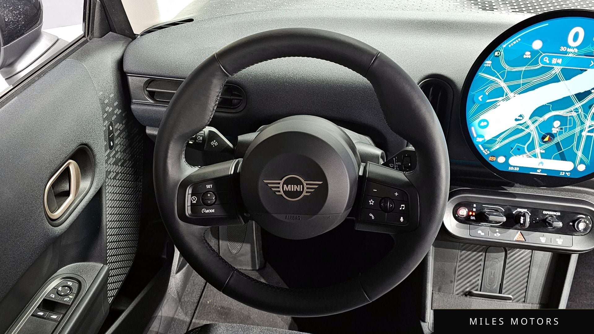 MINI 쿠퍼 C 2025 — миниатюра 14