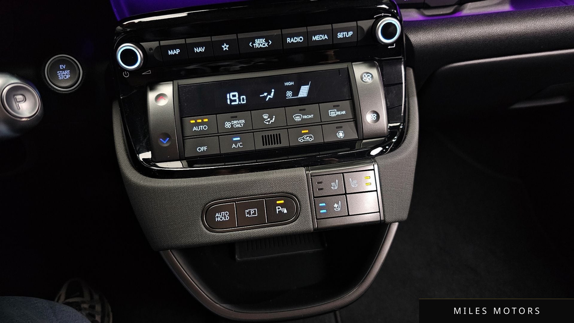 Hyundai 캐스퍼 일렉트릭 2025 — миниатюра 17