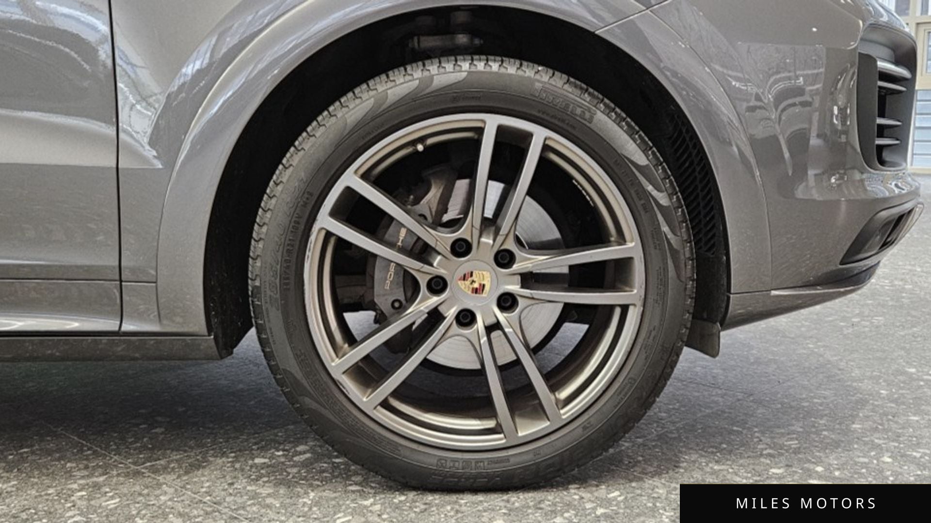 Porsche Cayenne 2019 — миниатюра 5