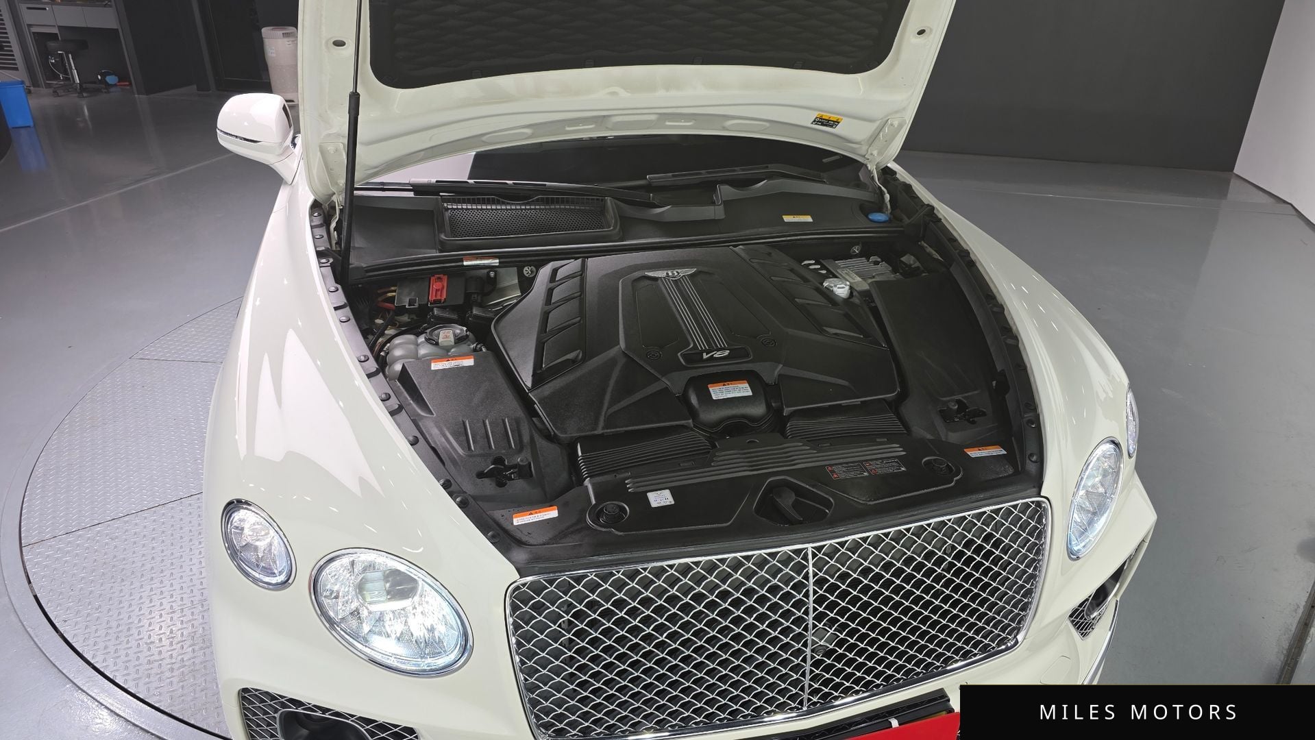 Bentley 벤테이가 2022 — миниатюра 6