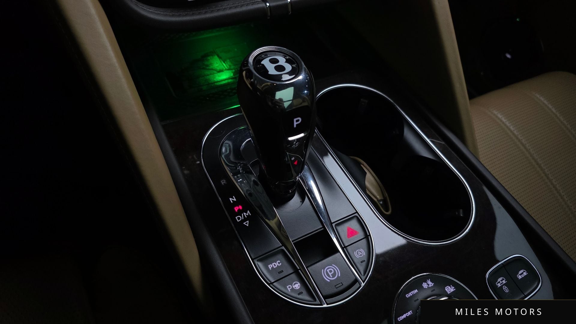Bentley 벤테이가 2022 — миниатюра 9