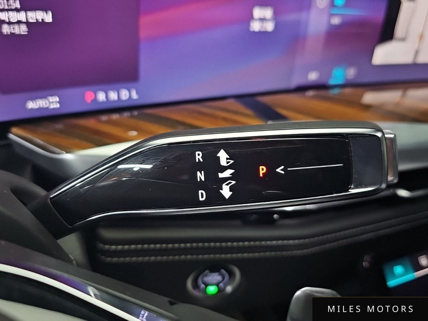 Cadillac Escalade 2025 — миниатюра 9