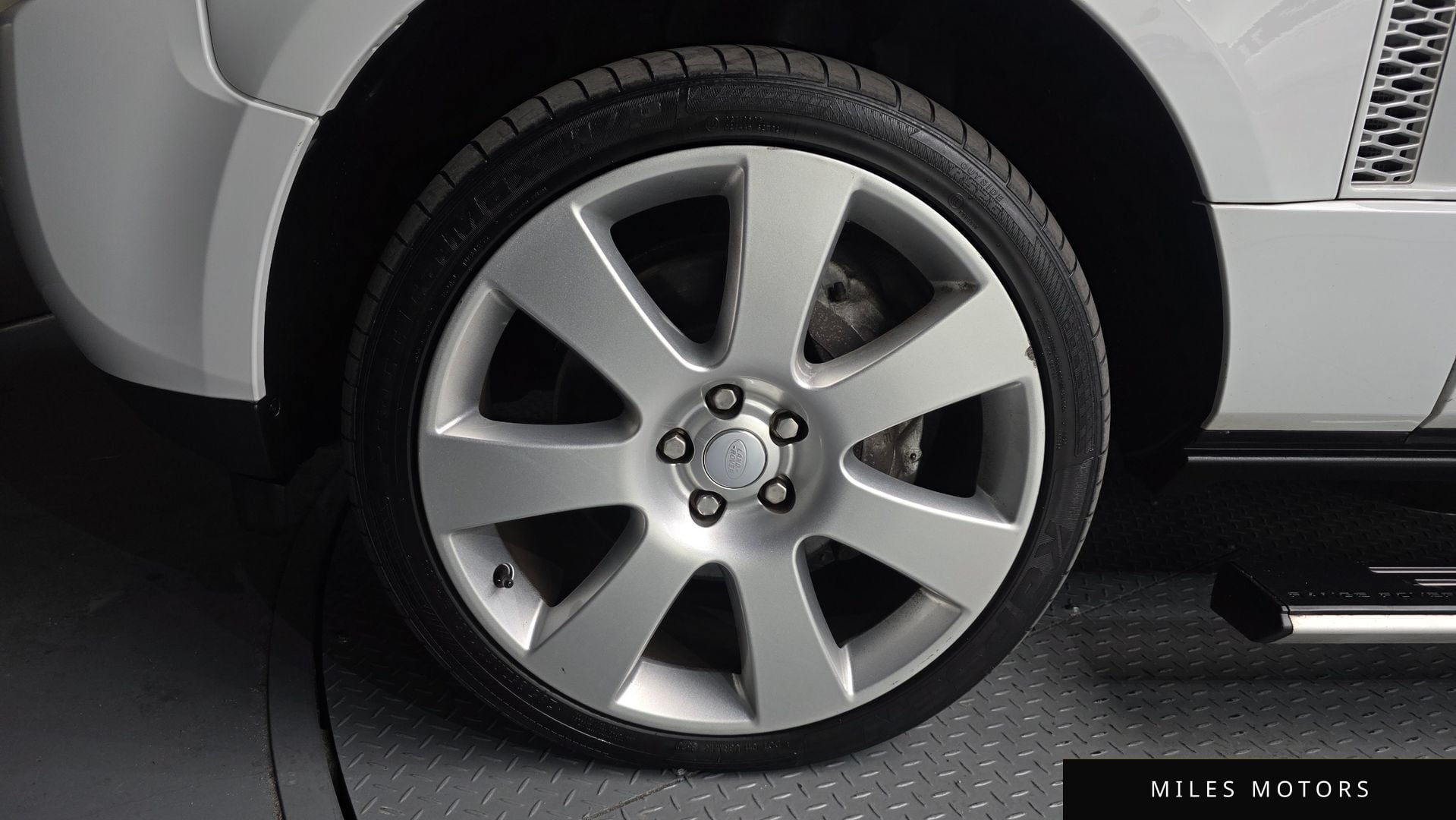 Land Rover Range Rover 2012 — миниатюра 5