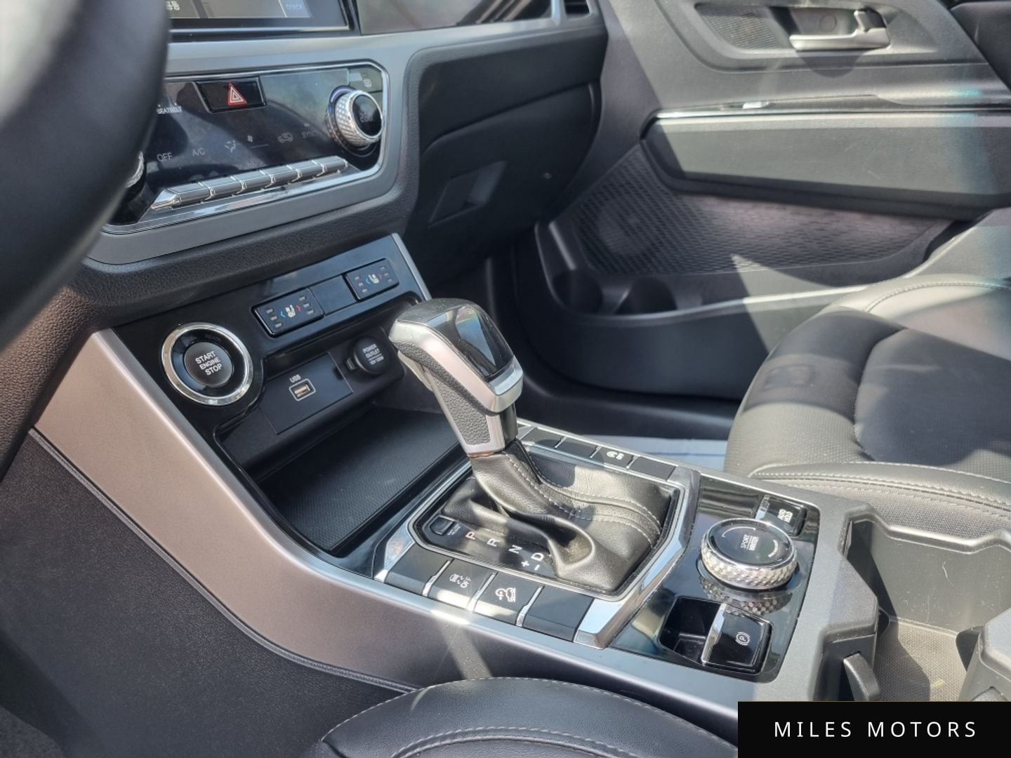 KG Mobility Beautiful Korando 2021 — миниатюра 9