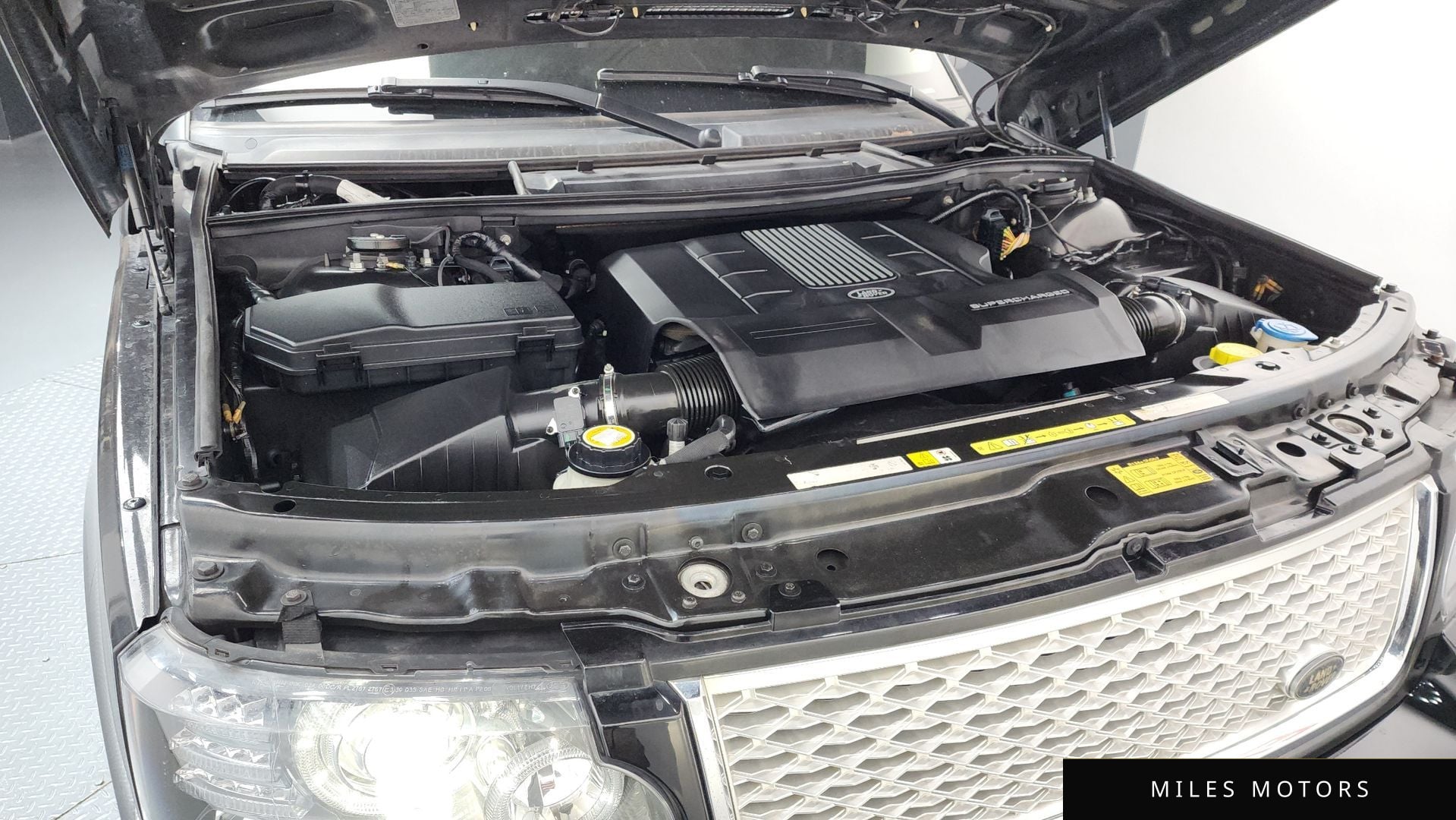 Land Rover Range Rover 2010 — миниатюра 6