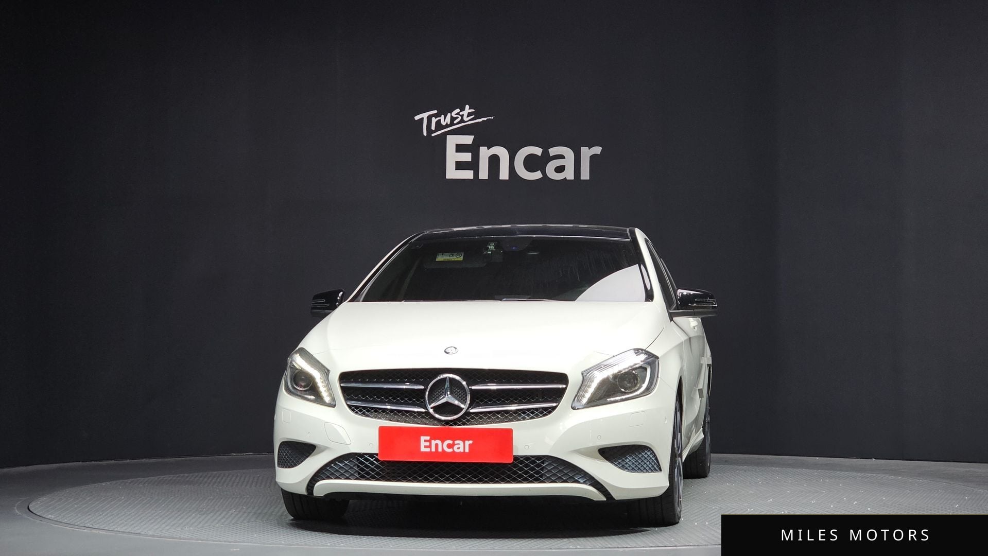 Mercedes-Benz A-Class W176 2014 — миниатюра 3