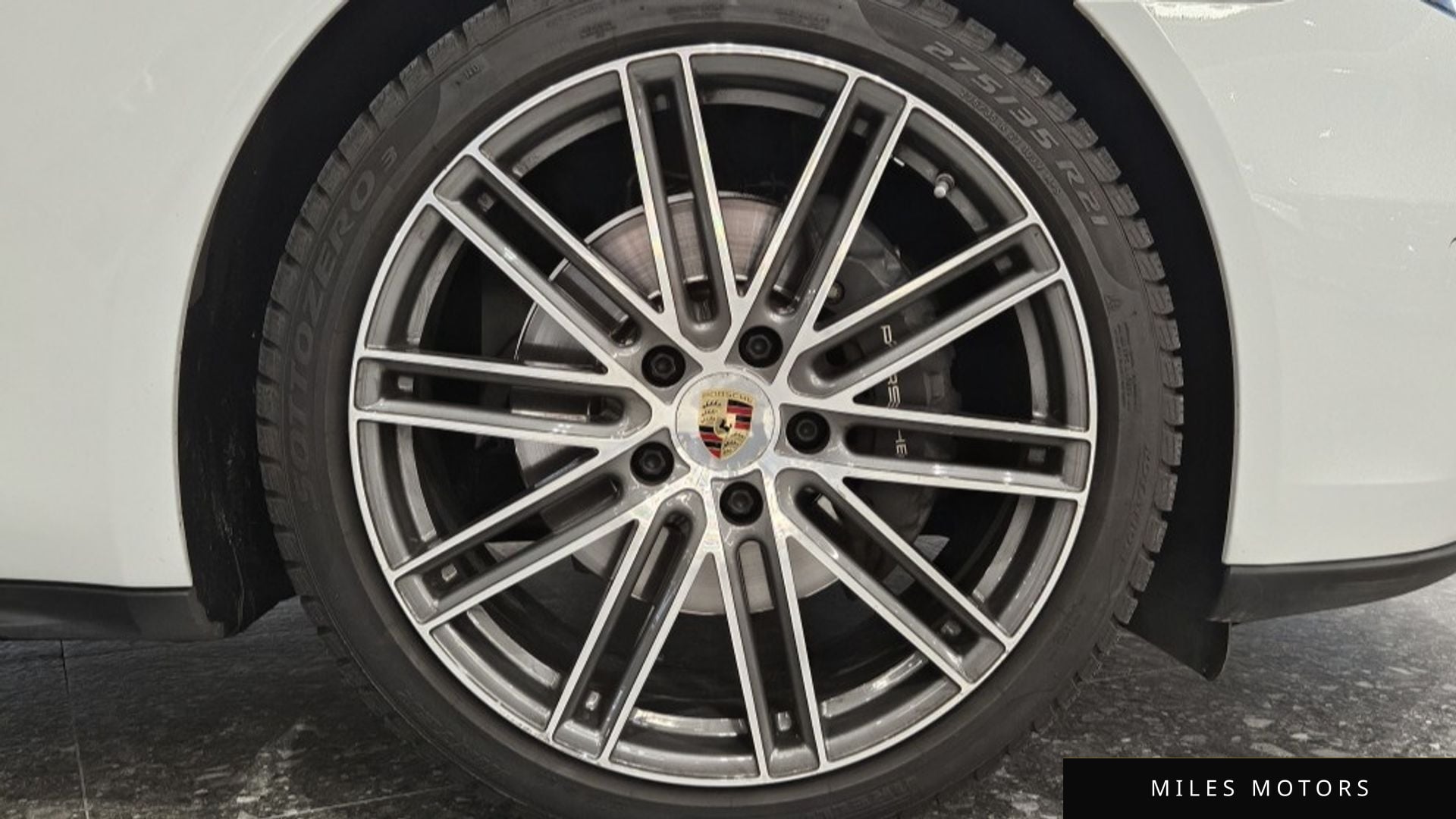 Porsche Panamera 2019 — миниатюра 5