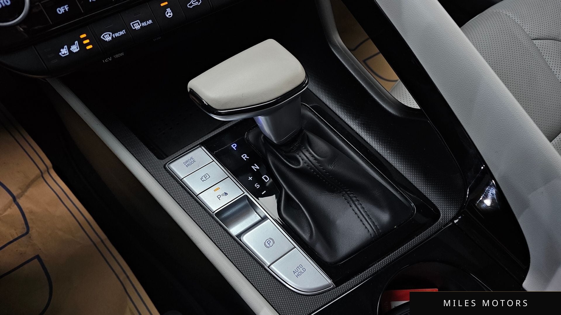 Hyundai AVANTE 2021 — миниатюра 9
